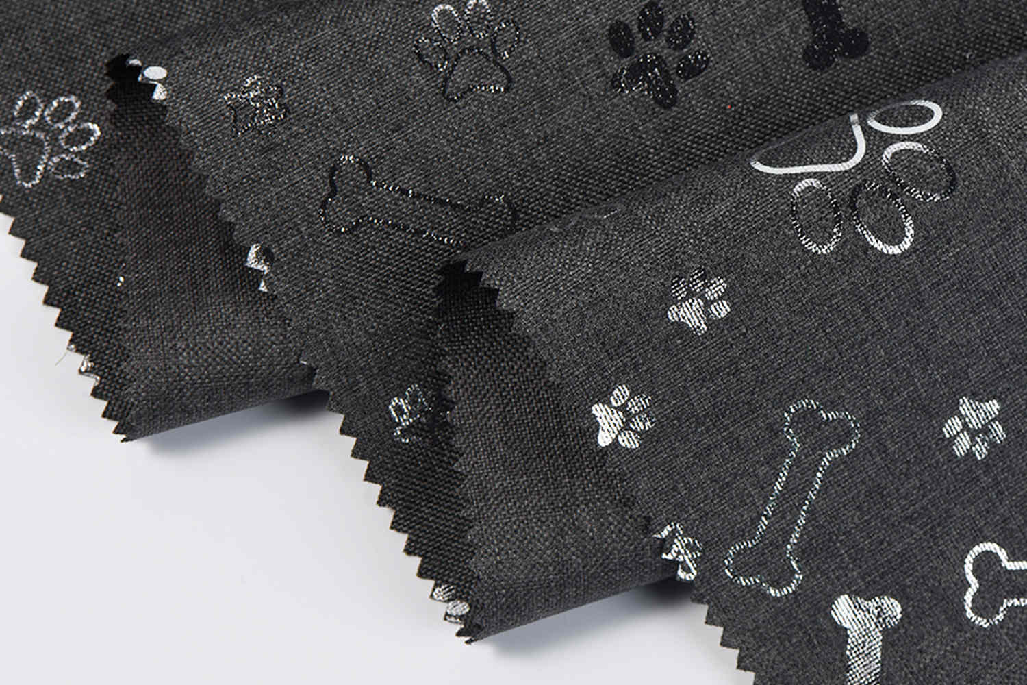 PU Coated 600D 68T ไอออนบวกพร้อมพิมพ์เงิน